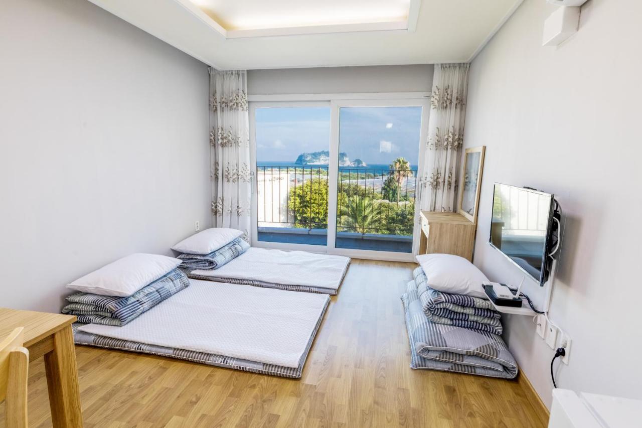 Jeju Bada Wi Olle Pension Seogwipo Exteriör bild