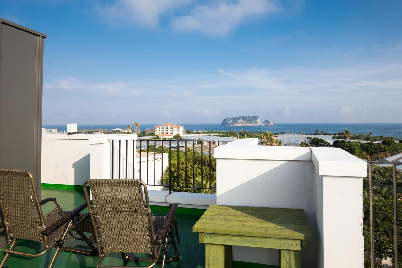 Jeju Bada Wi Olle Pension Seogwipo Exteriör bild