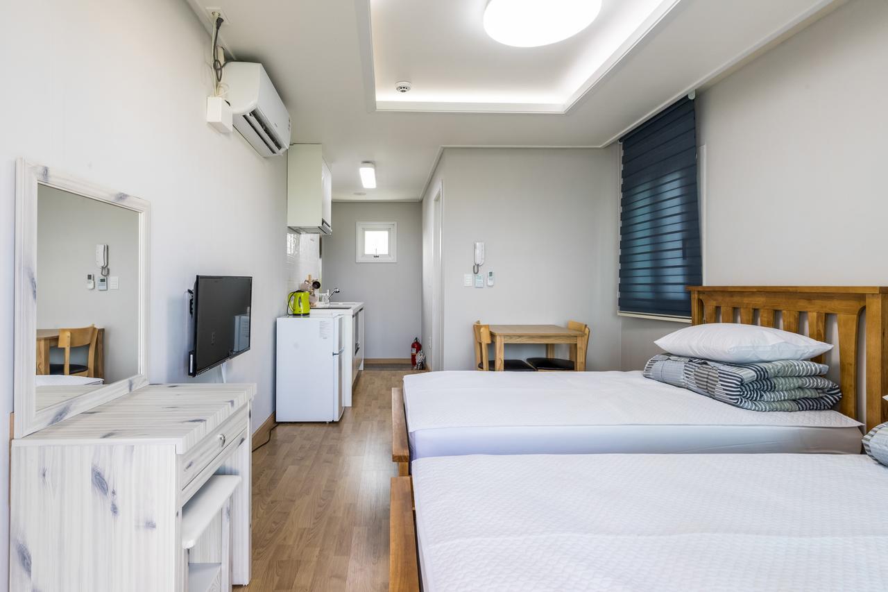 Jeju Bada Wi Olle Pension Seogwipo Exteriör bild