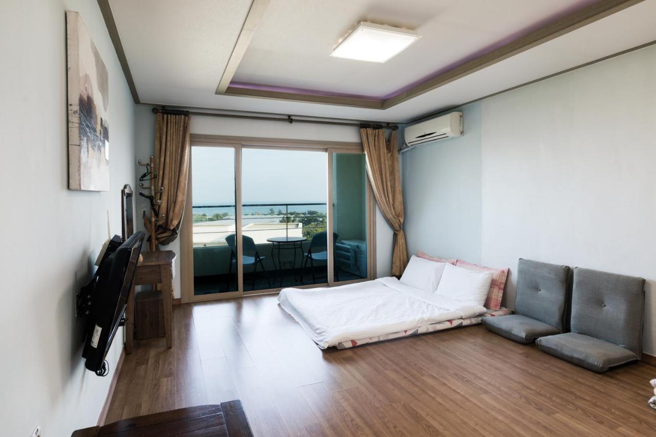 Jeju Bada Wi Olle Pension Seogwipo Exteriör bild